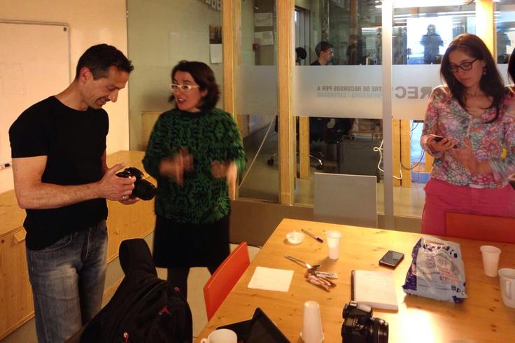 Con Mónica Prieto y Vivianne Eslava durante el curso de fotografía para Airbnb Barcelona.